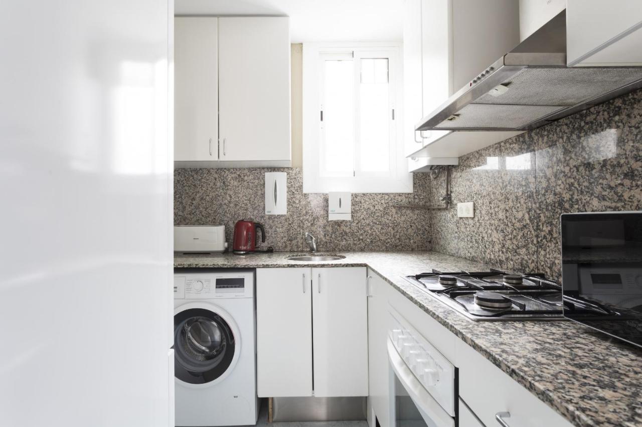 Priority Fira Apartments Barcelona Eksteriør bilde