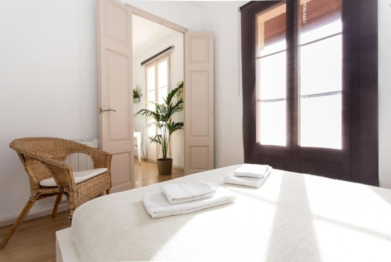 Priority Fira Apartments Barcelona Eksteriør bilde