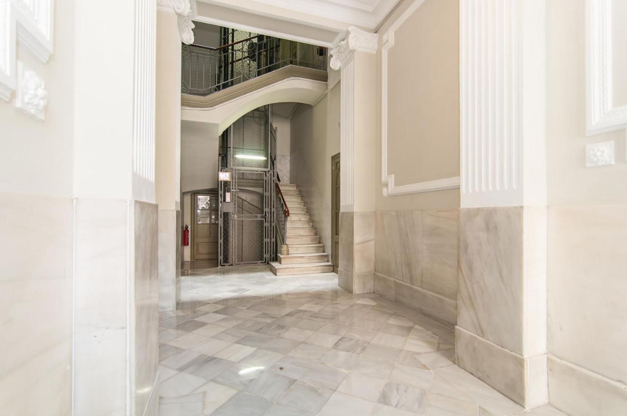 Priority Fira Apartments Barcelona Eksteriør bilde