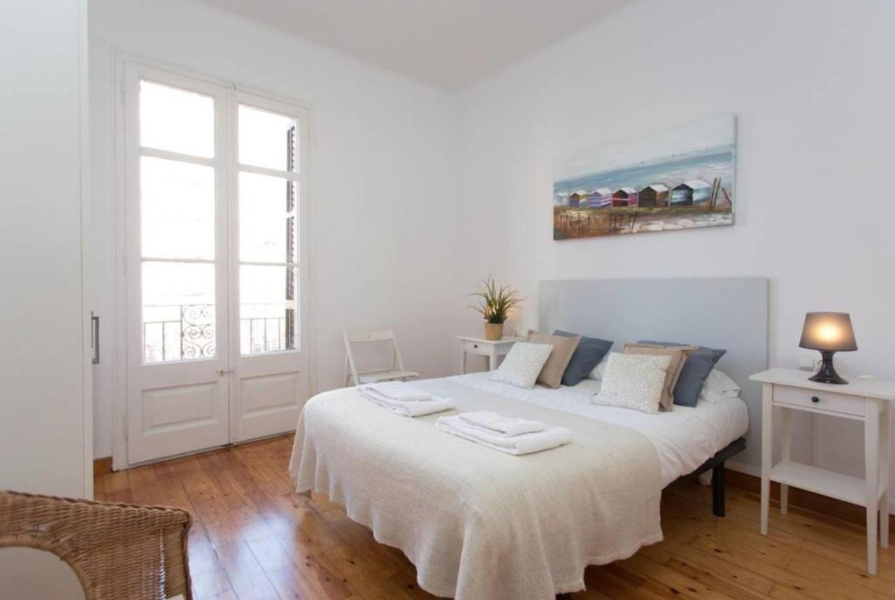 Priority Fira Apartments Barcelona Eksteriør bilde